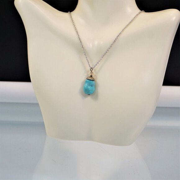 Delicate Blue Pendant Necklace Simulated Turquoise Stone  Silver Tone Chain - Picture 4 of 4